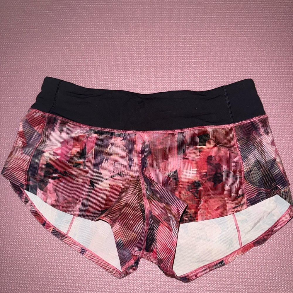 LULULEMON Womens Speed Up Short 2.5" Inseam Sun Dazed Multi Pink Size 4